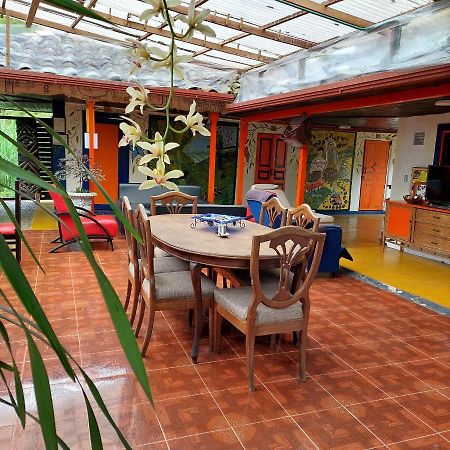 Hostal La Pijarana Salento Esterno foto
