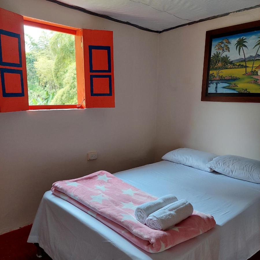 Hostal La Pijarana Salento Esterno foto
