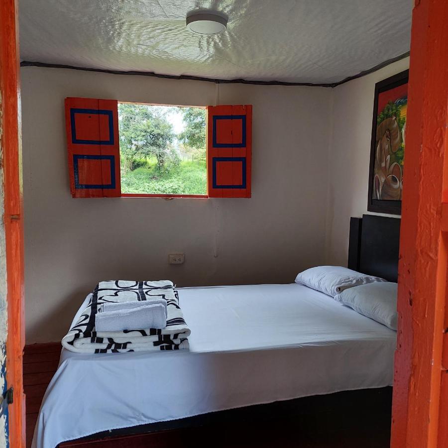 Hostal La Pijarana Salento Esterno foto